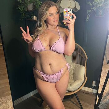 Full leaked Allieluna private onlyfans photo