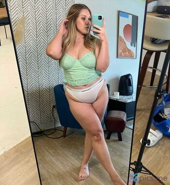 Full leaked Allieluna private onlyfans photo