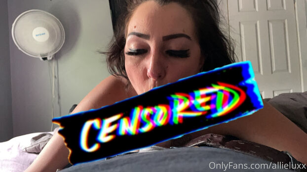 Full leaked Allieluxx private photo