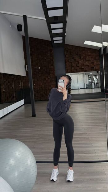 Full leaked Allinika private onlyfans photo