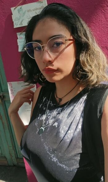 Full leaked Allisauria private onlyfans photo