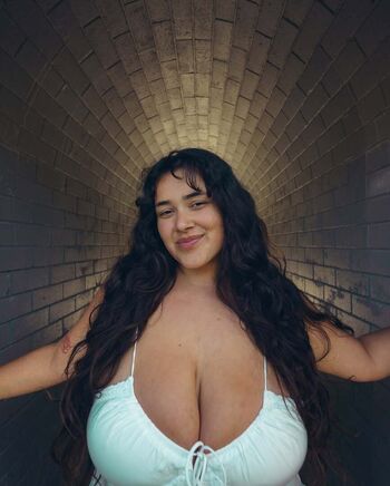 Full leaked Allisen medina private onlyfans photo