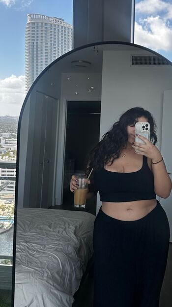 Full leaked Allisen medina private onlyfans photo