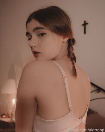 Full leaked Allotrop private onlyfans photo