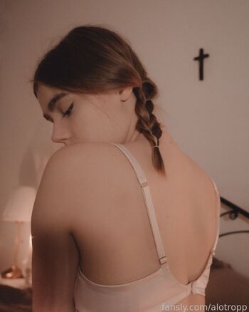 Full leaked Allotrop private onlyfans photo