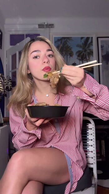 Full leaked Allyannamaria private onlyfans photo