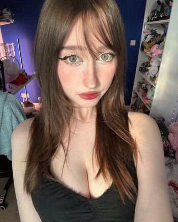 Full leaked Allykitti private photo
