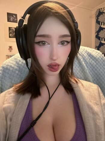 Full leaked Allykitti page private photo