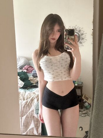 Full leaked Allykitti private photo