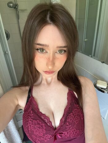 Full leaked Allykitti private photo