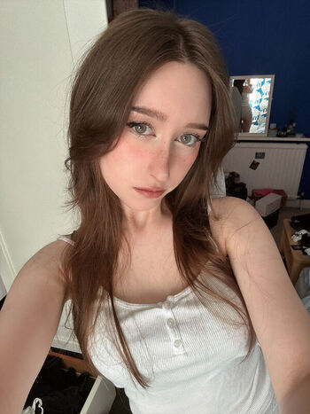 Full leaked Allykitti private photo
