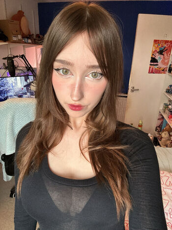 Full leaked Allykitti private photo