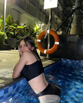 Allysa Amogues