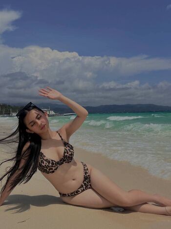 Full leaked Allysa amogues private photo
