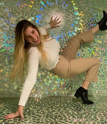 Full leaked Alma o private onlyfans photo