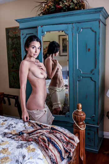 Full leaked Almabody img page private onlyfans photo