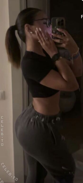 Full leaked Almahalt private onlyfans photo