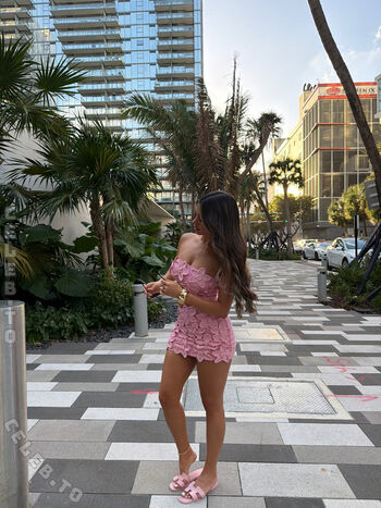 Full leaked Almira azemi page private onlyfans photo