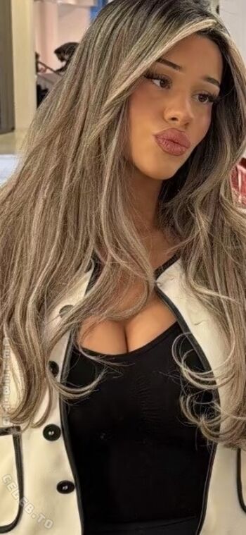 Full leaked Almira azemi page private photo