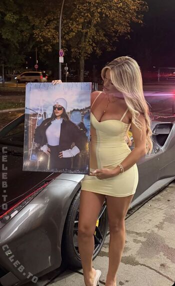 Full leaked Almira azemi private photo