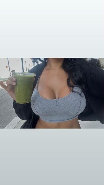 Full leaked Alondraquino private onlyfans photo