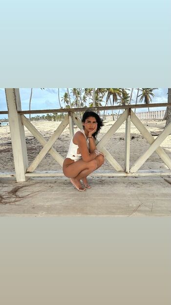 Full leaked Alondraquino private onlyfans photo