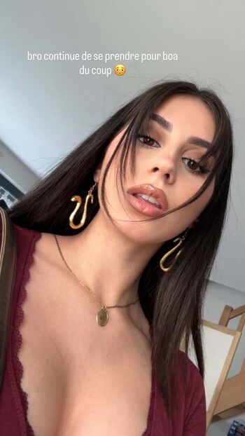 Full leaked Aloonea private onlyfans photo