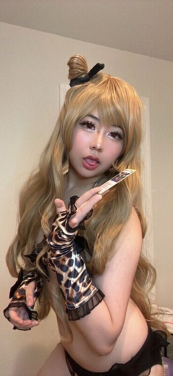 Full leaked Altariaa cos page private photo