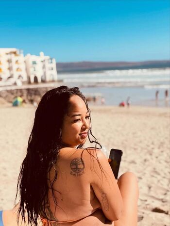 Full leaked Alua model private onlyfans photo