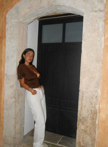 Aly port