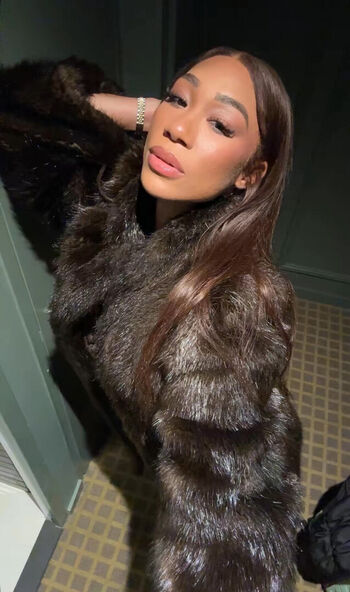 Full leaked Alycia baumgardner private onlyfans photo