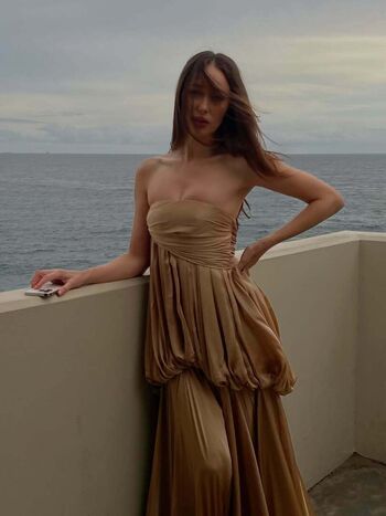 Full leaked Alycia debnam carey private onlyfans photo