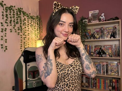 Full leaked Alyska  page private onlyfans photo