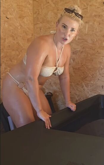 Full leaked Alyssa frysinger page private photo