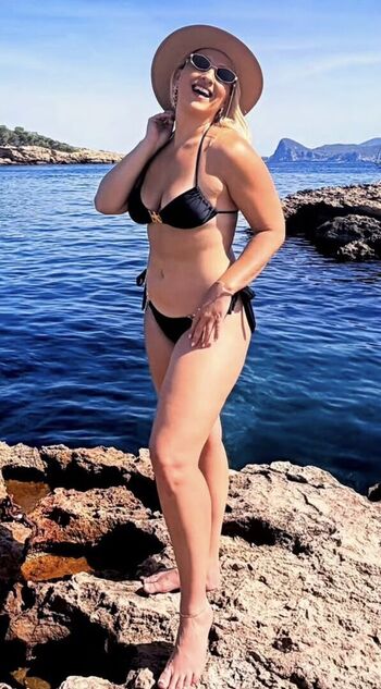 Full leaked Alyssa frysinger page private photo