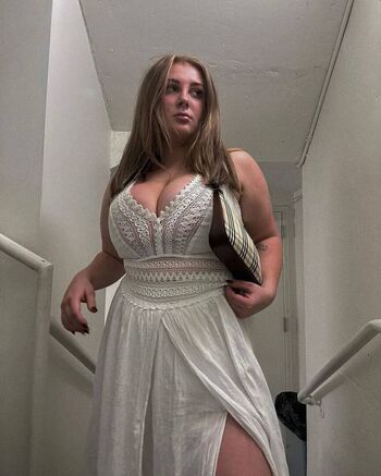 Full leaked Alyssa holmes private photo