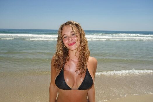 Full leaked Alyssa lukens private photo