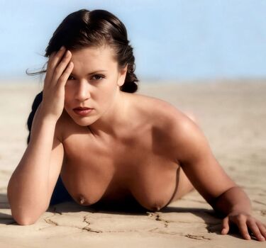 Full leaked Alyssa milano private onlyfans photo