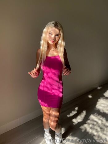 Full leaked Alyssa page private photo