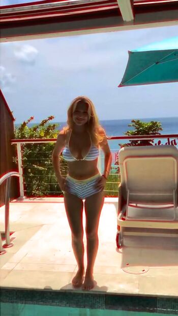 Full leaked Alyvia alyn lind private photo