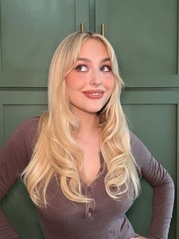 Full leaked Alyvia lind private photo