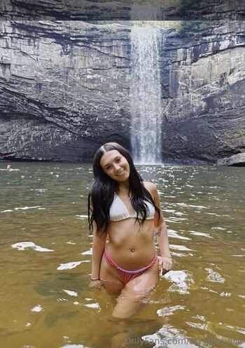 Full leaked Alyydaniele private onlyfans photo