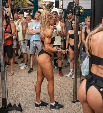 Full leaked Amanda essen page private photo