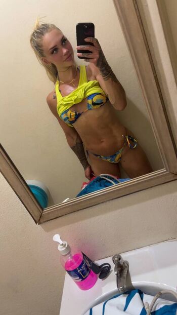 Full leaked Amanda essen private photo