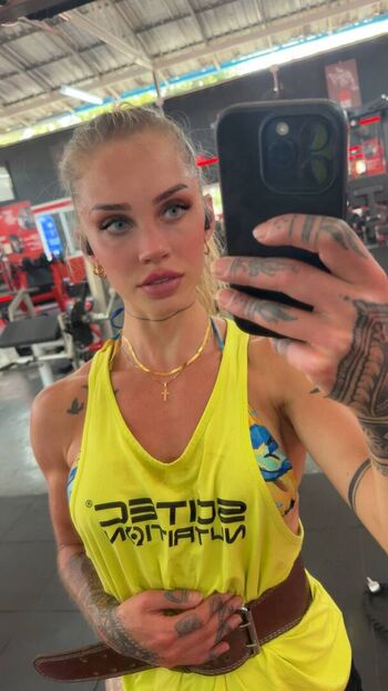 Full leaked Amanda essen private photo