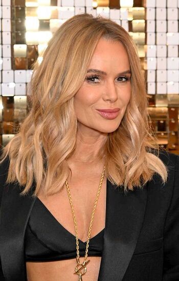 Full leaked Amanda holden  page private onlyfans photo