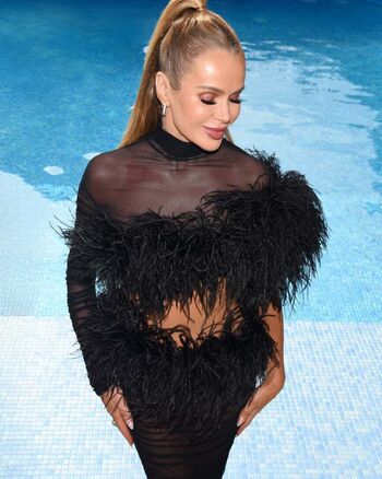 Full leaked Amanda holden private photo