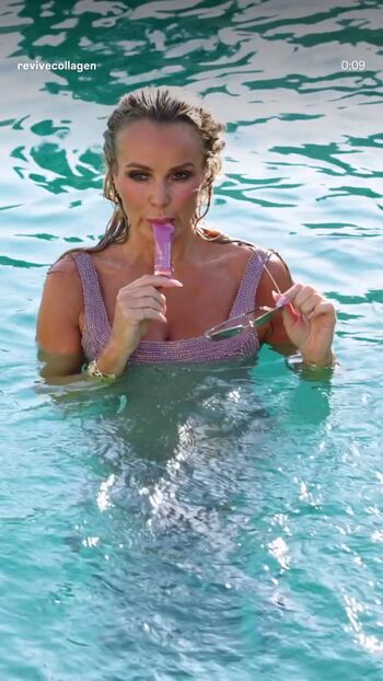 Full leaked Amanda holden private photo