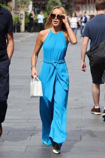 Full leaked Amanda holden page private photo