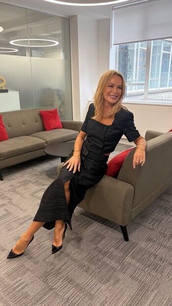 Full leaked Amanda holden private photo